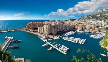 Motor Yacht Charter vs. Sailing Yacht Charter