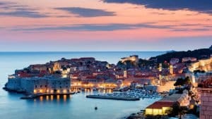 DUBROVNIK ON A LUXURY CHARTER