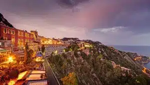 Taormina, dove storia e charme si intrecciano