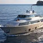 la-pausa-ferretti-luxury-yacht-charter-0001