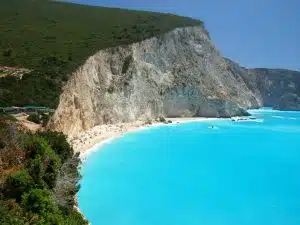 Le spiagge più belle della Grecia raggiungibili in yacht