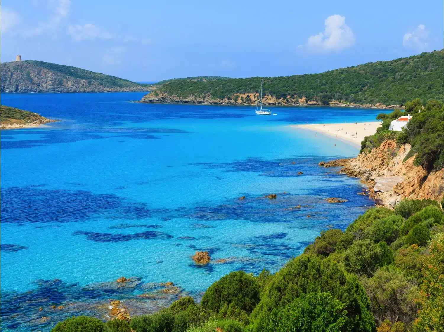 Sardinia’s 5 dreamy beaches to reach only by yacht