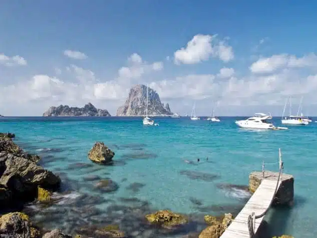 In yacht alla scoperta dei parchi naturali di Ibiza