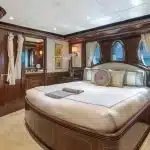 sovereign-yacht-20