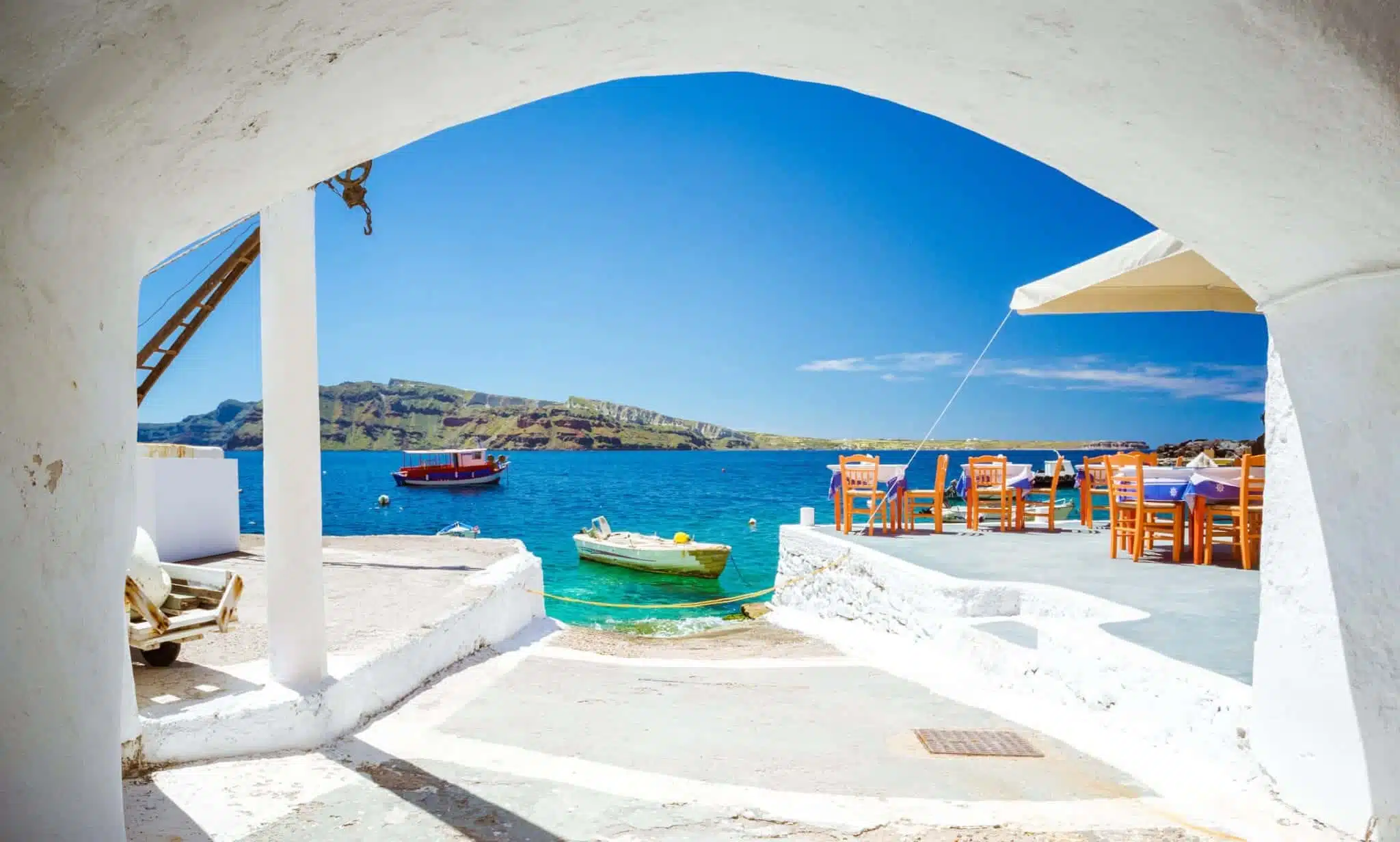 Shopping in Santorini: the most exclusive stores