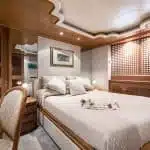 Desamis-B-Yacht-03