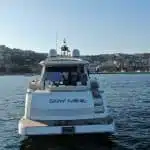 STAY-MINE-Yacht-01